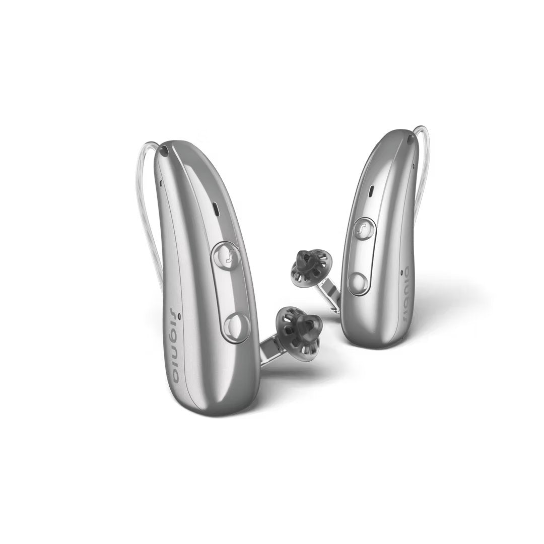 Et par Signia Pure høreapparater i blank sølv
