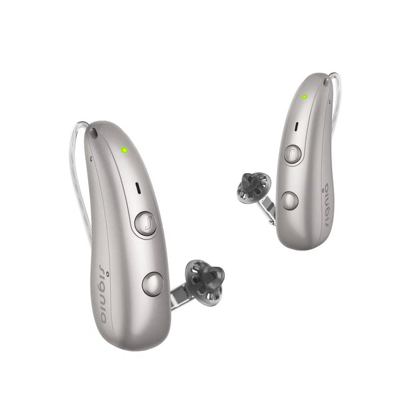 Et par Signia Pure høreapparater i sølv