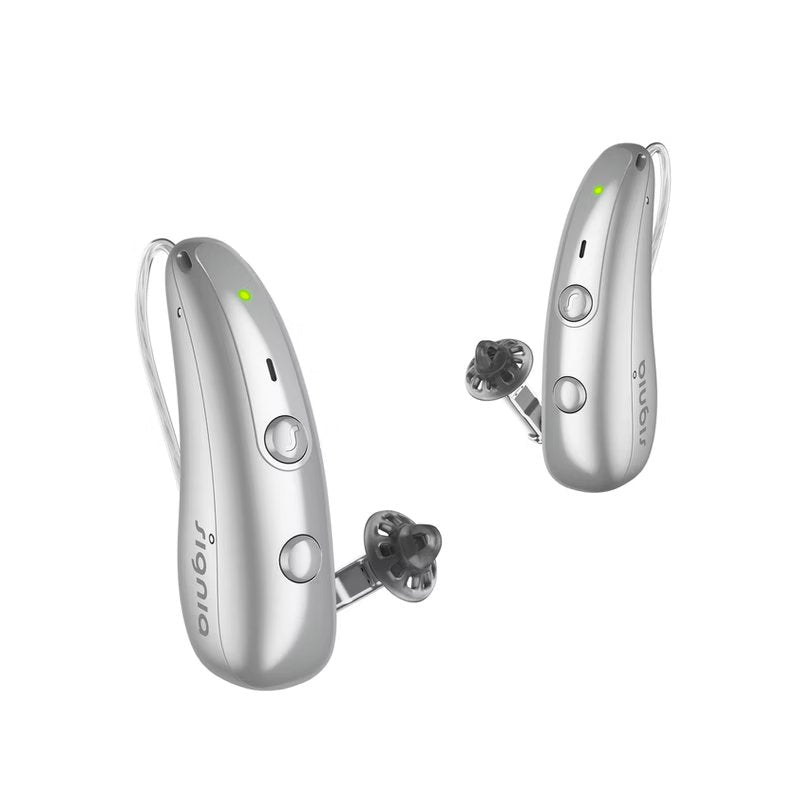Et par Signia Pure høreapparater i sølv 